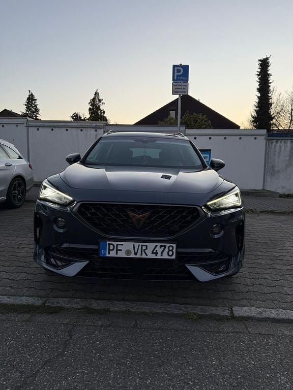 Second-hand Cupra Formentor 150 CP (110 kW) 2023 Gri SUV