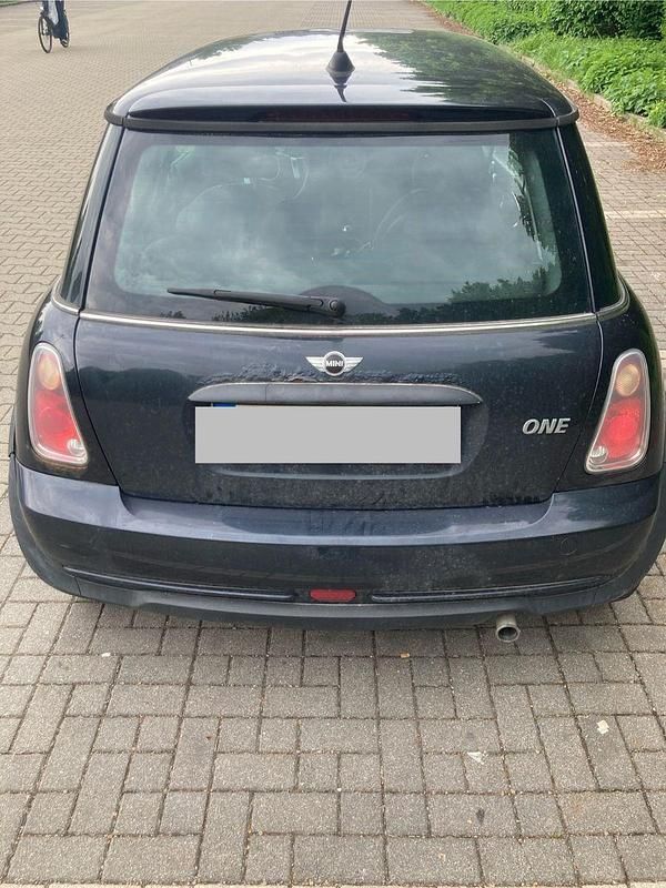 Usata Mini Cooper 90 CV (66 kW) 2005 Nero Utilitaria