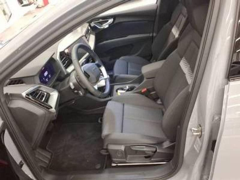 Second-hand Audi e-tron Sportback 150 kW (204 CP) 2025 Gri SUV