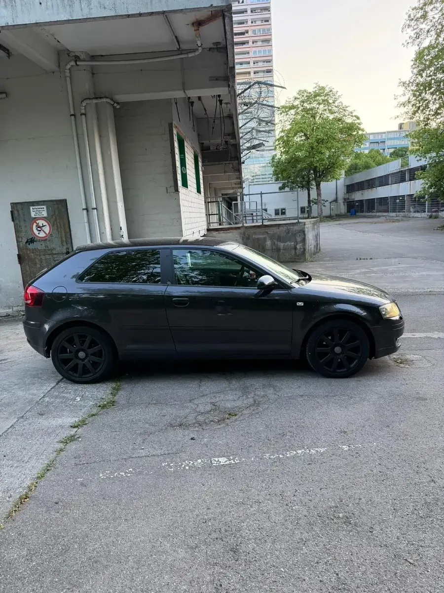 Używany Audi A3 140 KM (102 kW) 2005 Czarny Hatchback