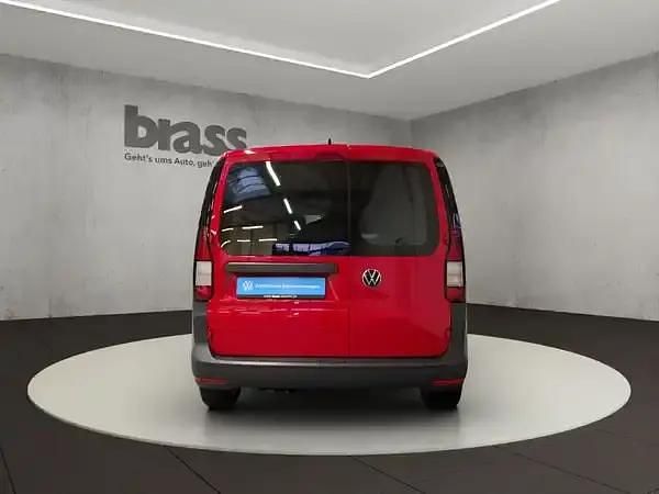 Gebraucht VW Caddy 114 PS (83 kW) 2021 Tornadorot/< sonderfarbe Van / Kleinbus