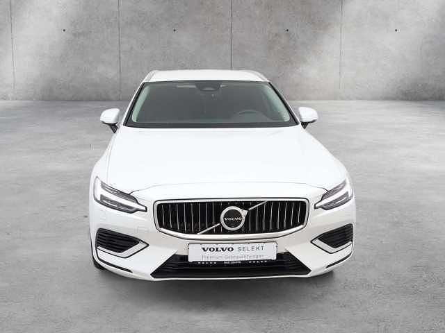 Gebraucht Volvo V60 Plus 398 PS (292 kW) 2025 Crystal weiss Kombi