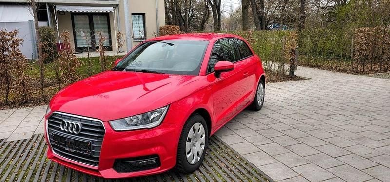 Gebraucht Audi A1 95 PS (69 kW) 2019 Rot SUV