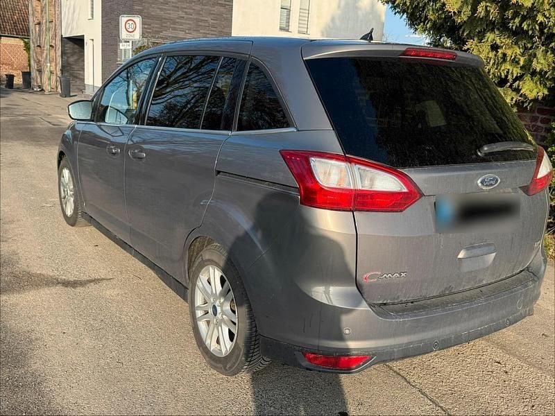 Gebraucht Ford C-MAX 125 PS (91 kW) 2013 Braun Van / Kleinbus