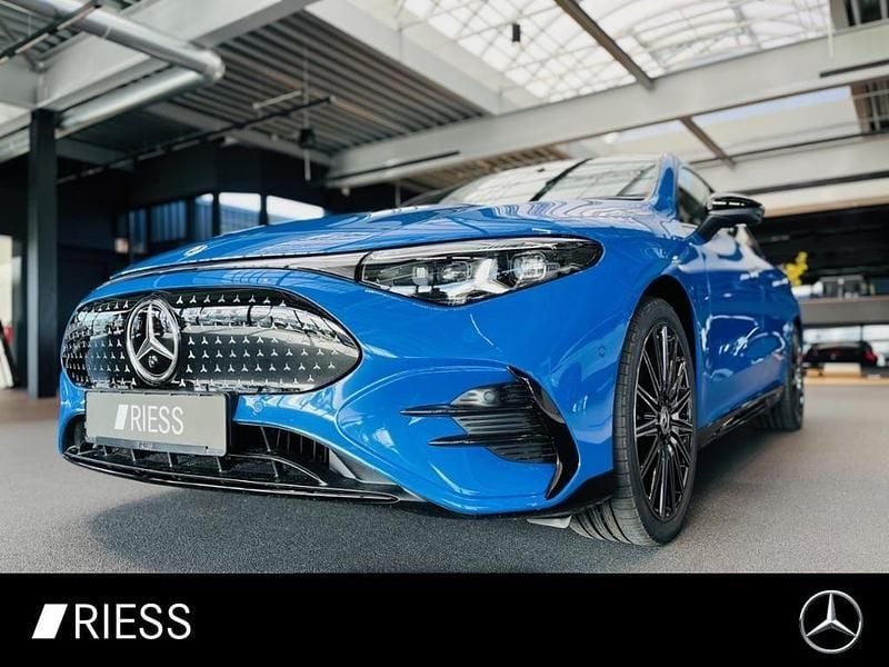 Blau Gebraucht 2025 Mercedes CLA 250+ AMG line Plus Limousine | 64.880 € - Bild 1/4