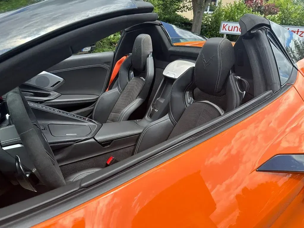 Gebraucht Corvette Stingray 481 PS (353 kW) 2021 Orange Cabrio