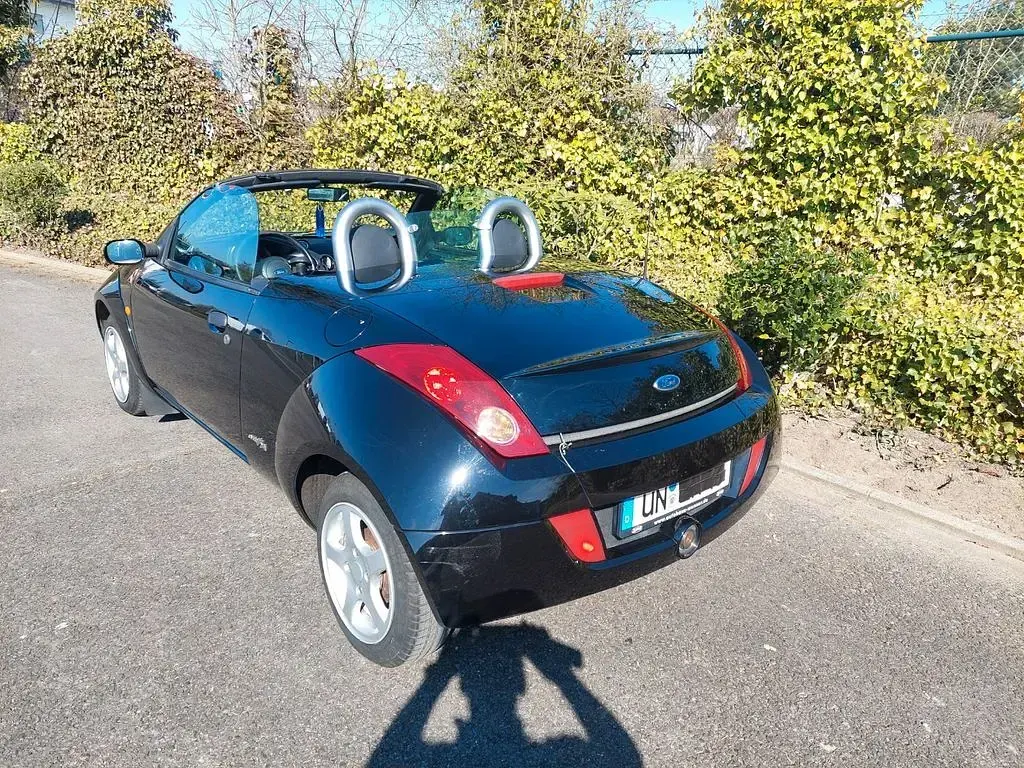 Gebraucht Ford StreetKa 95 PS (69 kW) 2004 Schwarz Cabrio