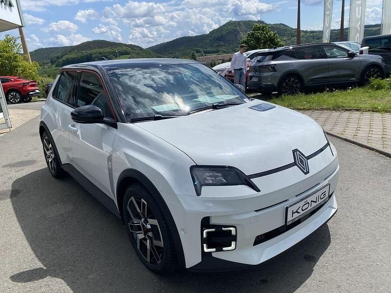 Neu Renault 5 E-Tech Urban 77 kW (106 PS) 2025 Weiß Limousine