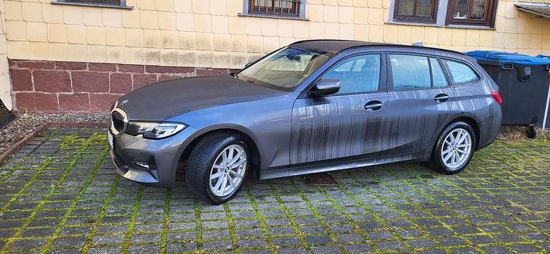 Gebraucht BMW 320 190 PS (139 kW) 2021 Grau Kombi