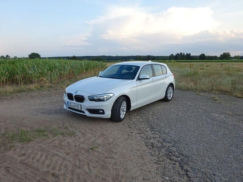 Weiß Gebraucht 2016 BMW 116 Kleinwagen | 13.900 € (Fairer Preis) - Bild 1/4