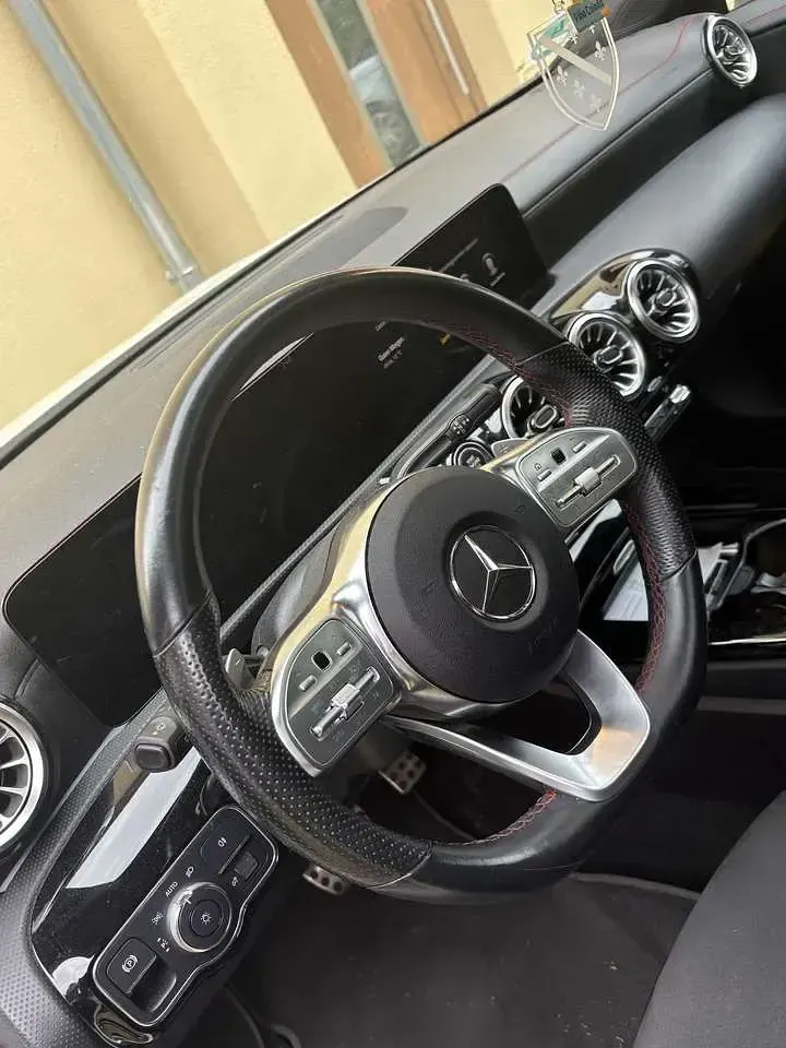 Gebraucht Mercedes CLA250 AMG Edition 1 224 PS (164 kW) 2021 Coupé