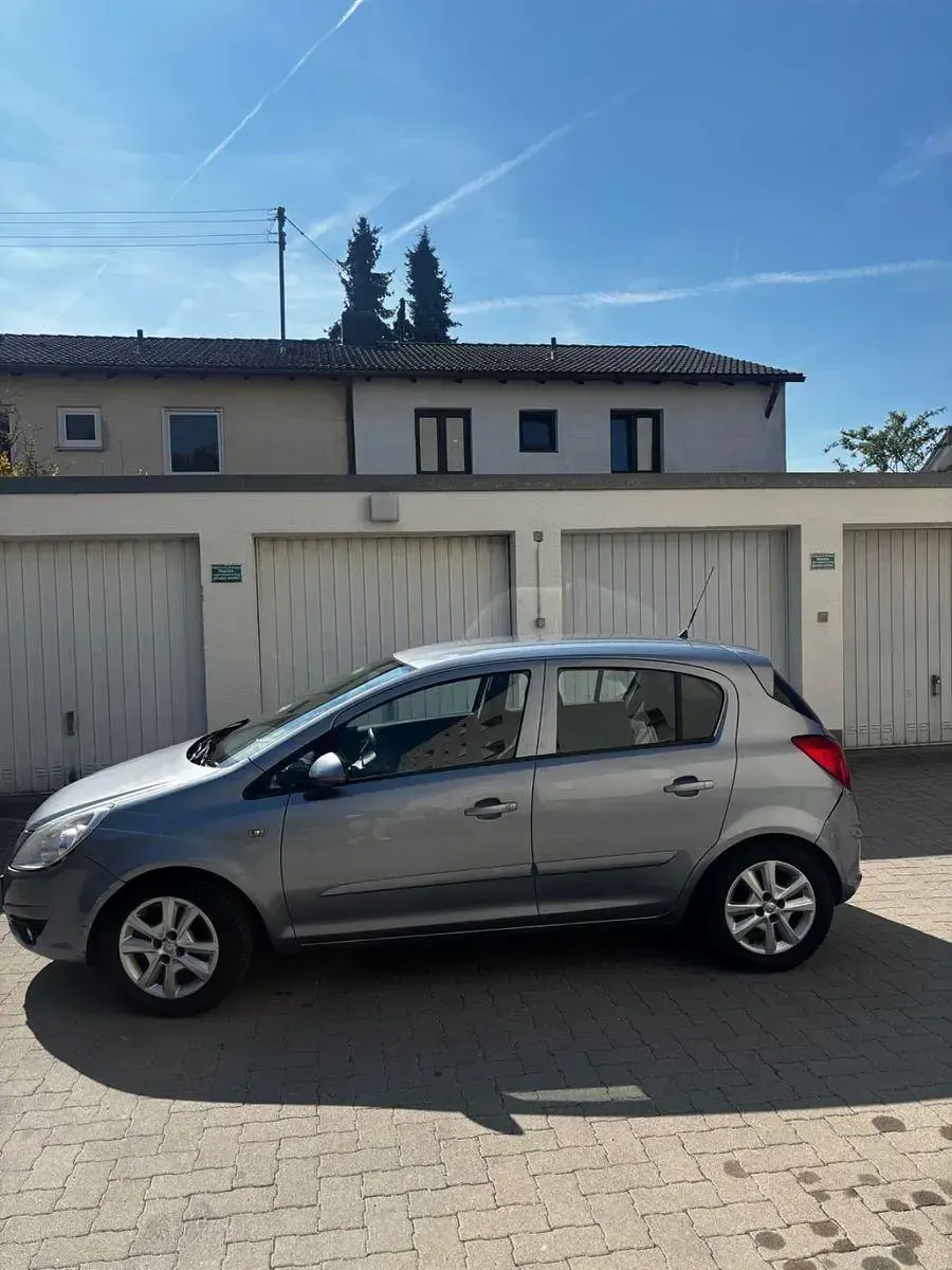 Używany Opel Corsa 80 KM (58 kW) 2007 Hatchback