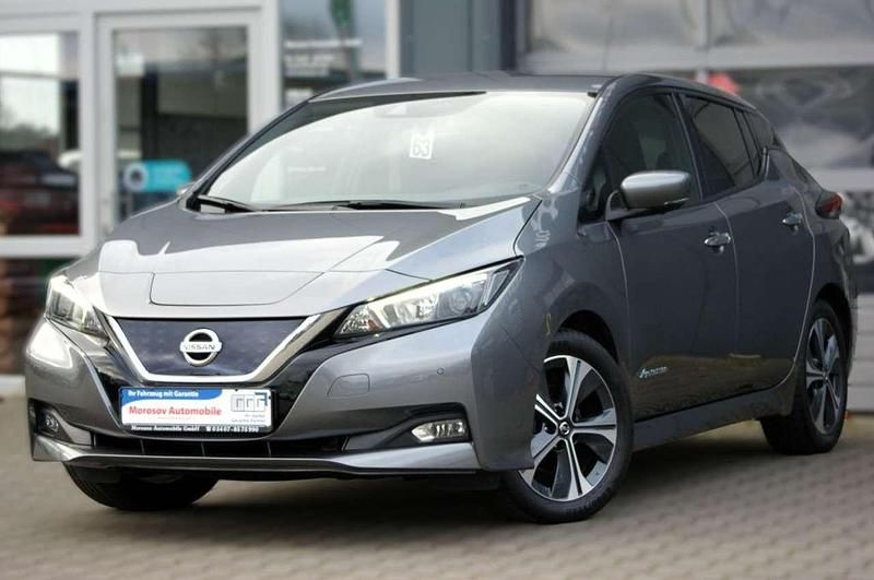 Gebraucht Nissan Leaf N-Connecta 110 kW (150 PS) 2020 Gun metallic Kleinwagen