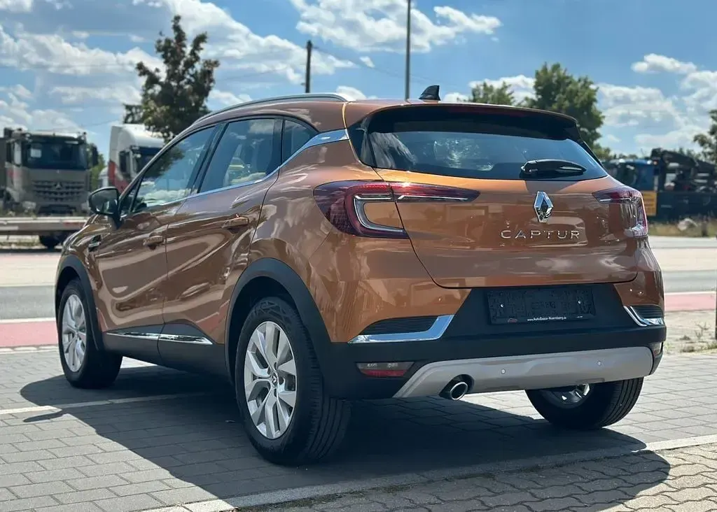 Gebraucht Renault Captur Intens 131 PS (96 kW) 2021 Orange SUV