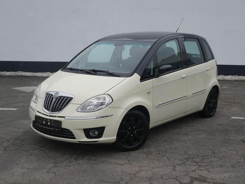 Gebraucht Lancia Musa 95 PS (69 kW) 2008 Blau Van / Kleinbus