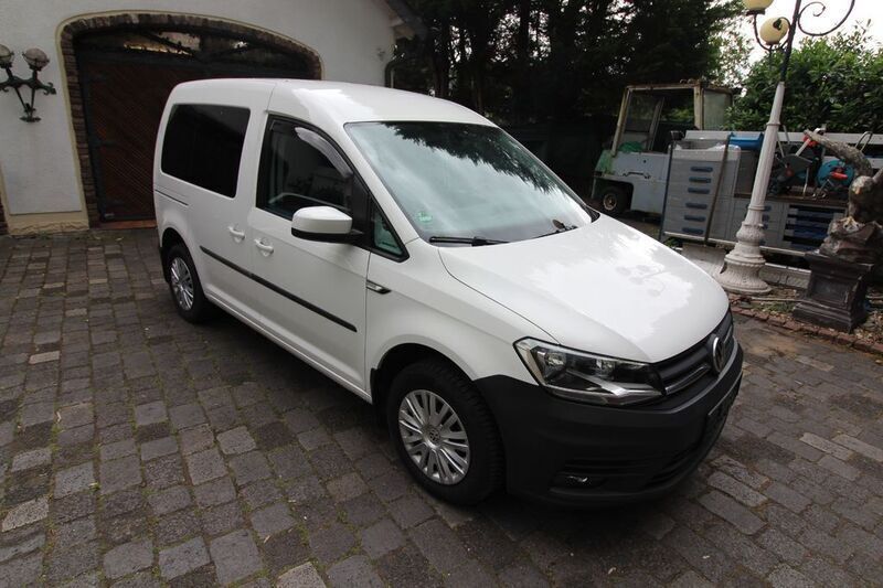 Weiß Gebraucht 2016 VW Caddy Van / Kleinbus | 9.990 € (Superpreis) - Bild 1/4