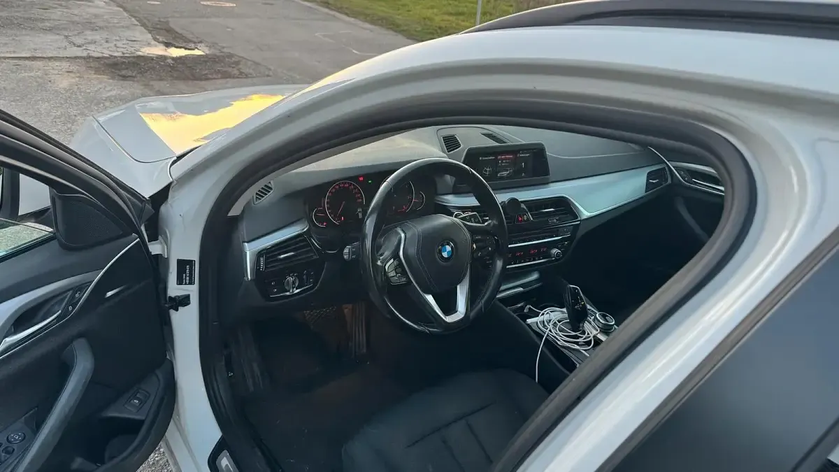 Gebraucht BMW 520 190 PS (139 kW) 2018 Weiß Kombi