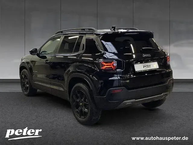 Neu Jeep Avenger North 145 PS (106 kW) 2026 Volcano black SUV