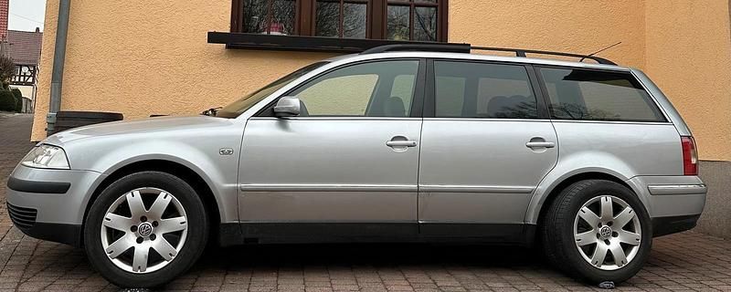 Gebraucht VW Passat 131 PS (96 kW) 2001 Silber Kombi