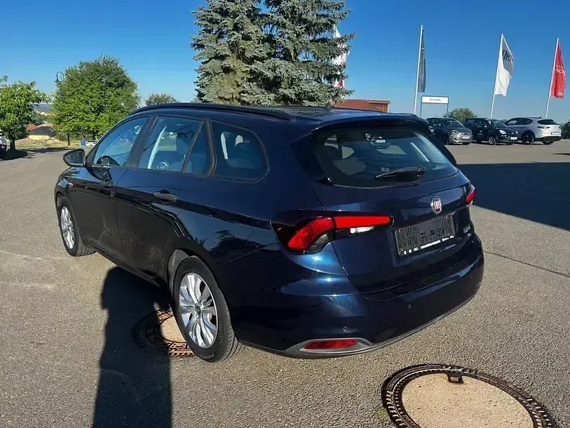 Gebraucht Fiat Tipo Pop 120 PS (88 kW) 2018 Blau Kombi