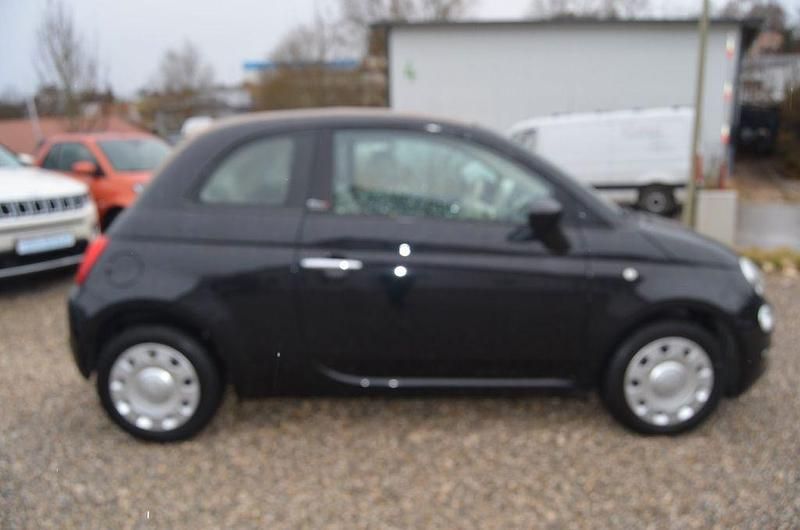 Gebraucht Fiat 500 Lounge 71 PS (52 kW) 2021 Schwarz Cabrio