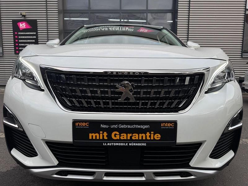 Weiß Gebraucht 2018 Peugeot 3008 Allure SUV | 12.499 € (Fairer Preis) - Bild 1/3