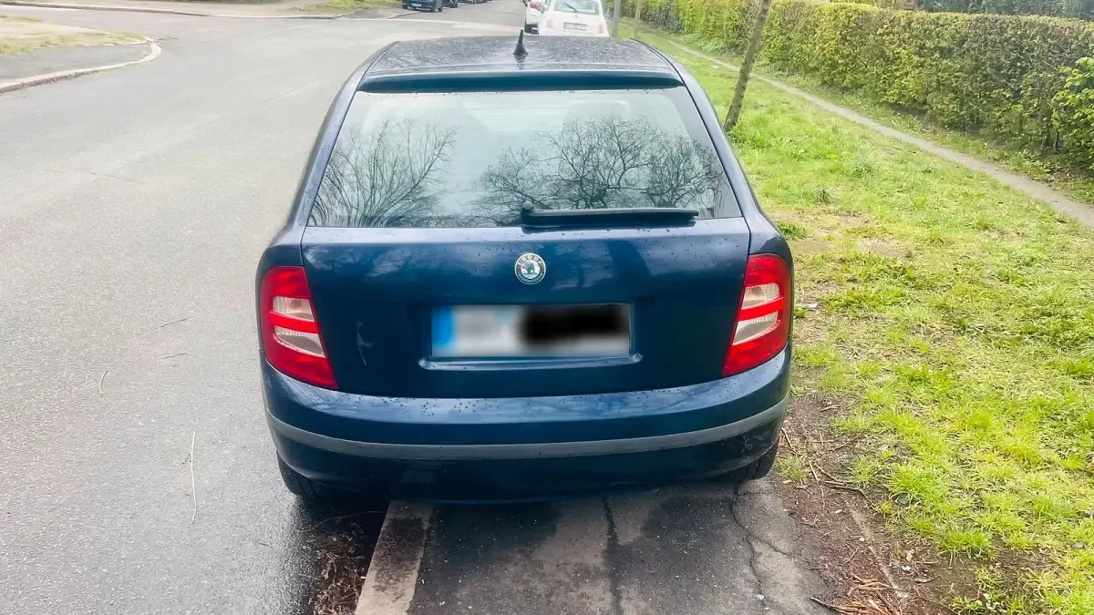 Gebraucht Skoda Fabia 2003 Blau Limousine