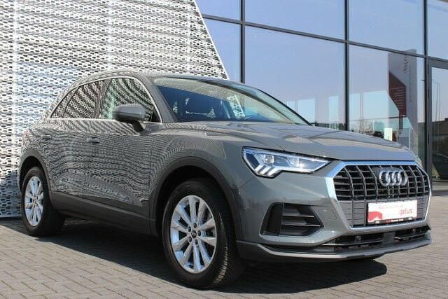 Gebraucht Audi Q3 Ambiente 245 PS (180 kW) 2022 Nanograu metallic SUV