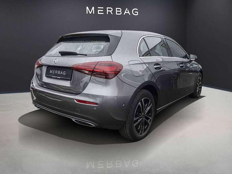 Gebraucht Mercedes A250 Advanced 218 PS (160 kW) 2024 Grau Limousine