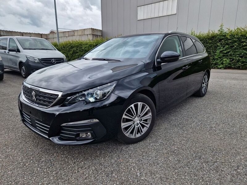 Schwarz Gebraucht 2020 Peugeot 308 Allure Kombi | 13.499 € - Bild 1/4
