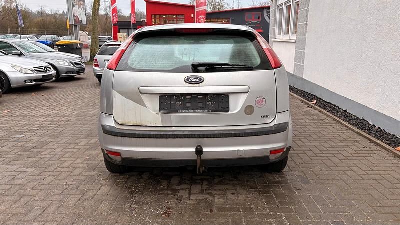 Gebraucht Ford Focus 145 PS (106 kW) 2005 Grau Kleinwagen