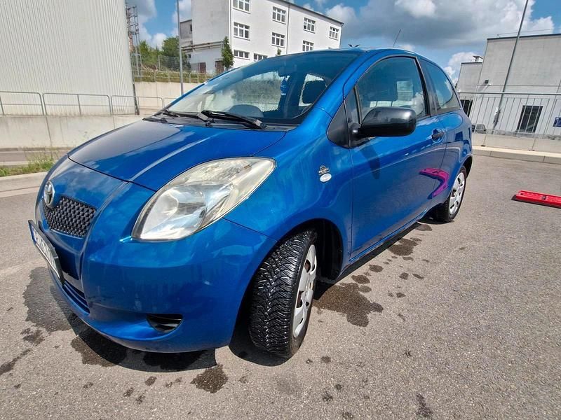 Blau Gebraucht 2007 Toyota Yaris Kleinwagen | 4.250 € (Teuer) - Bild 1/4