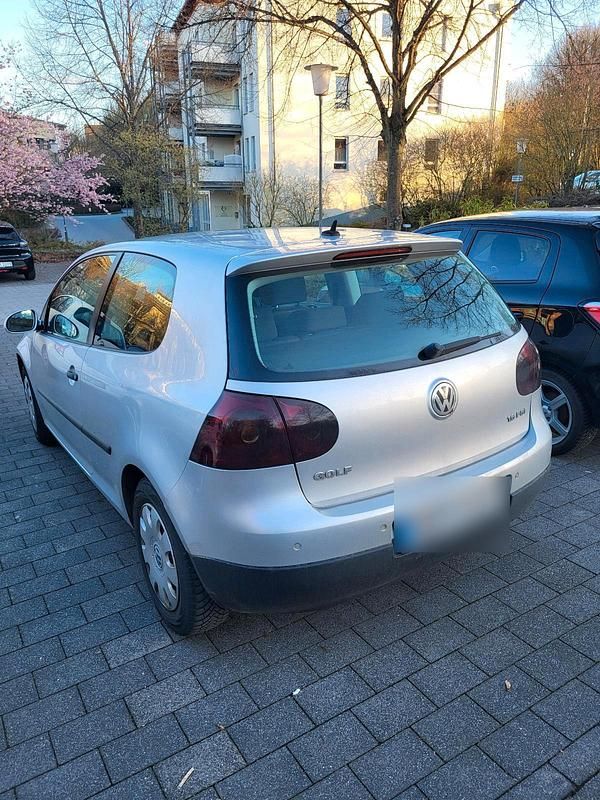 Gebraucht VW Golf V 116 PS (85 kW) 2004 Silber Kleinwagen