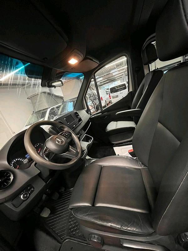 Gebraucht Mercedes Sprinter 163 PS (119 kW) 2020 Weiß Van