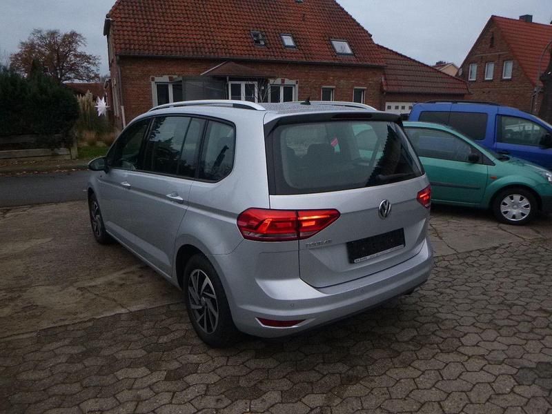 Gebraucht VW Touran Join 116 PS (85 kW) 2018 Silber Van / Kleinbus