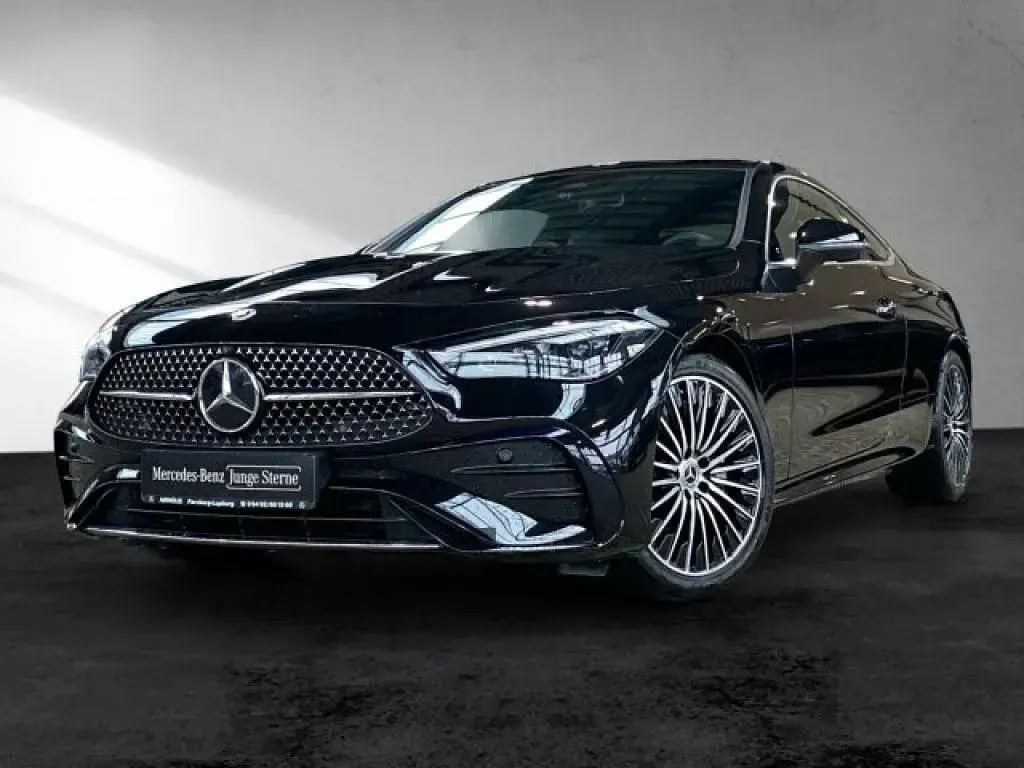 Gebraucht Mercedes 220 197 PS (144 kW) 2025 Obsidianschwarz (metallic) Coupé