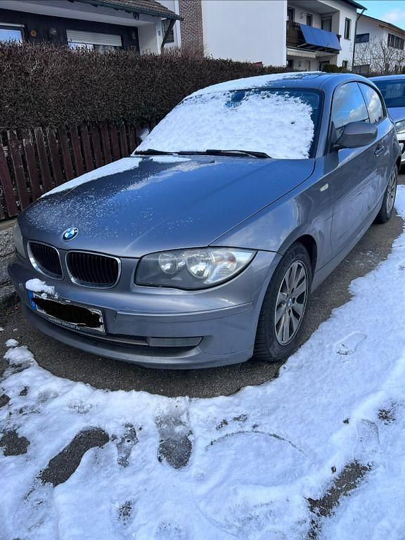Gebraucht BMW 120 Performance 177 PS (130 kW) 2010 Grau Kleinwagen