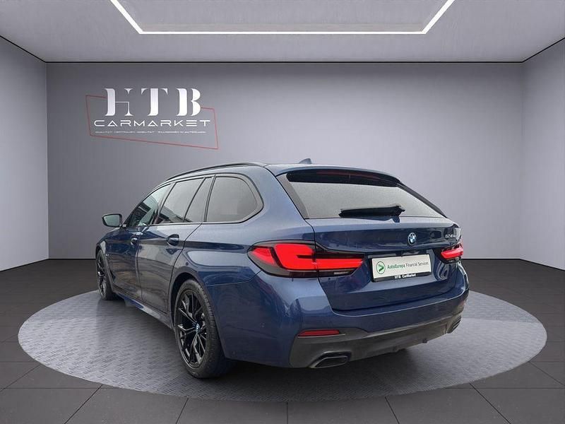 Gebraucht BMW 530e Shadowline 292 PS (214 kW) 2022 Blau Kombi