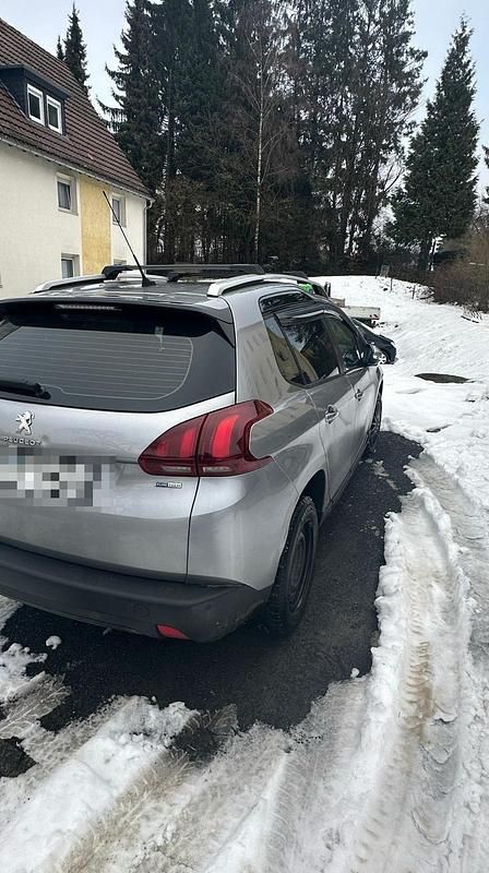 Gebraucht Peugeot 2008 60 PS (44 kW) 2017 Grau SUV