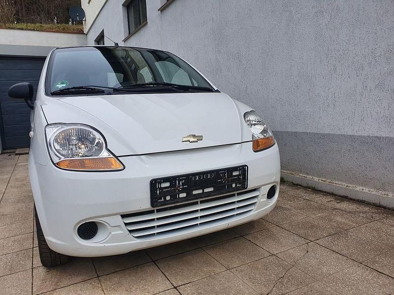 Gebraucht Chevrolet Matiz 52 PS (38 kW) 2009 Weiß Kleinwagen