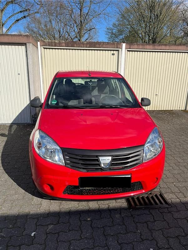 Gebraucht Dacia Sandero Basis 75 PS (55 kW) 2009 Rot Kleinwagen