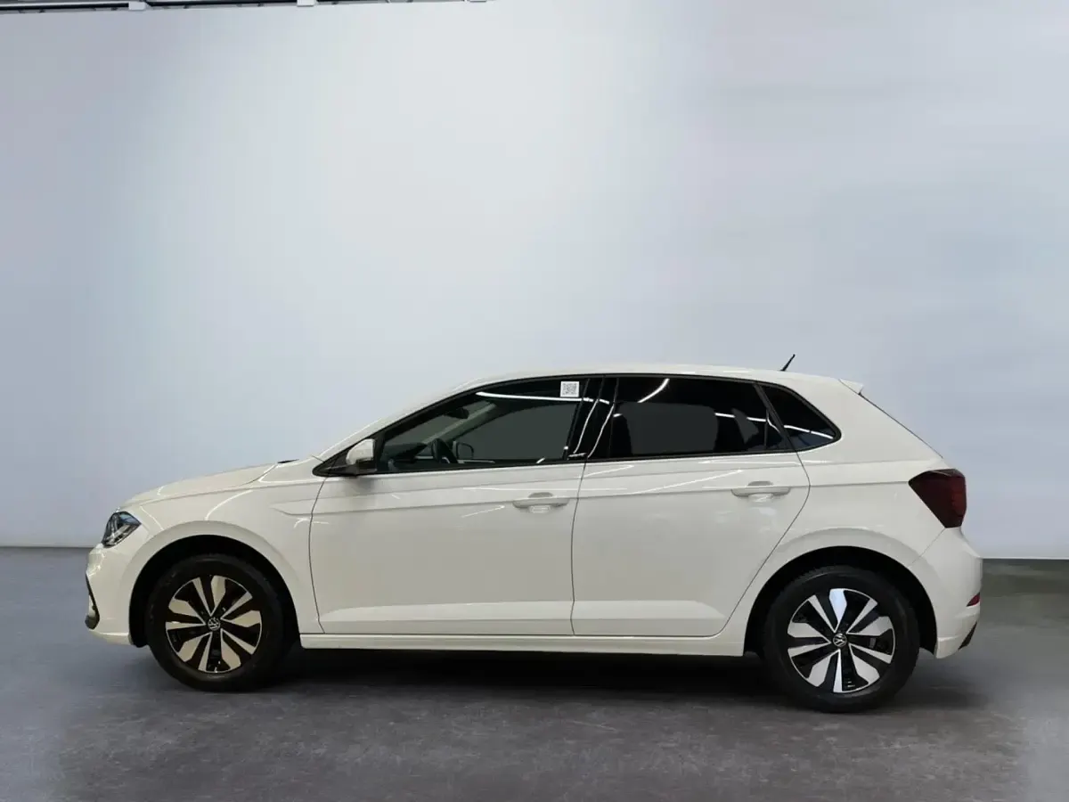 Używany VW Polo Move 95 KM (69 kW) 2023 Hatchback