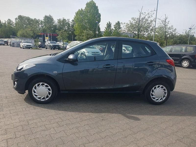 Usata Mazda 2 75 CV (55 kW) 2011 Grigio Utilitaria