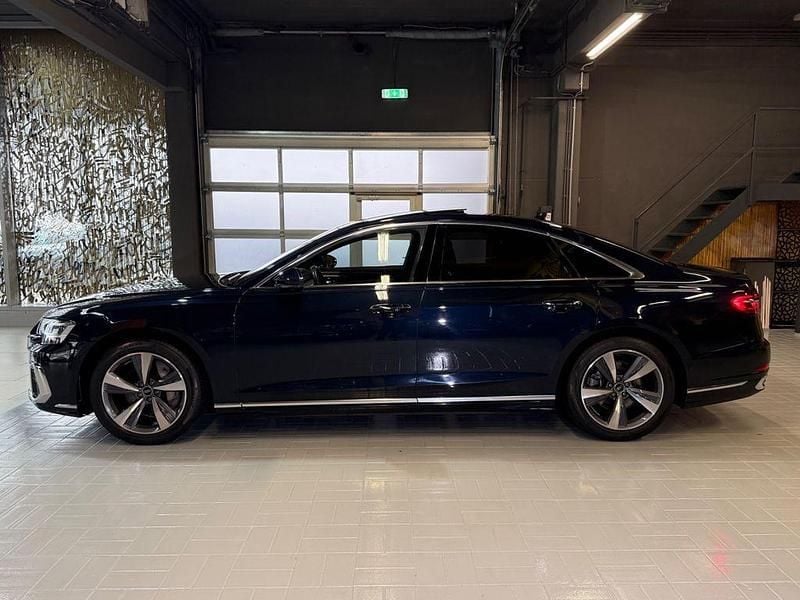 Gebraucht Audi A8 286 PS (210 kW) 2024 Blau Limousine
