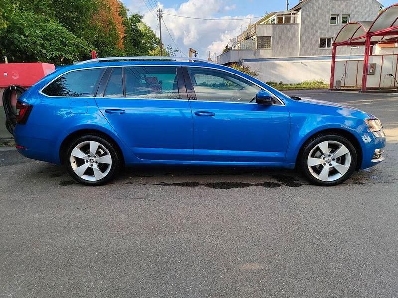 Gebraucht Skoda Octavia Style 150 PS (110 kW) 2018 Blau Kombi