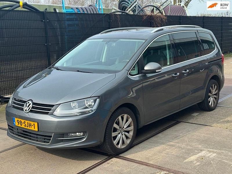 Gebraucht VW Sharan Highline 150 PS (110 kW) 2011 Grau Van / Kleinbus