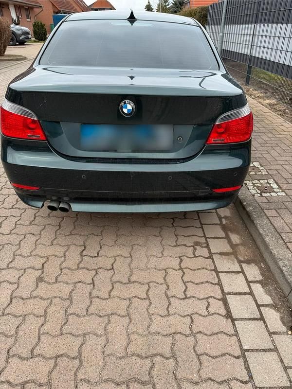 Gebraucht BMW 523 177 PS (130 kW) 2005 Grün Limousine