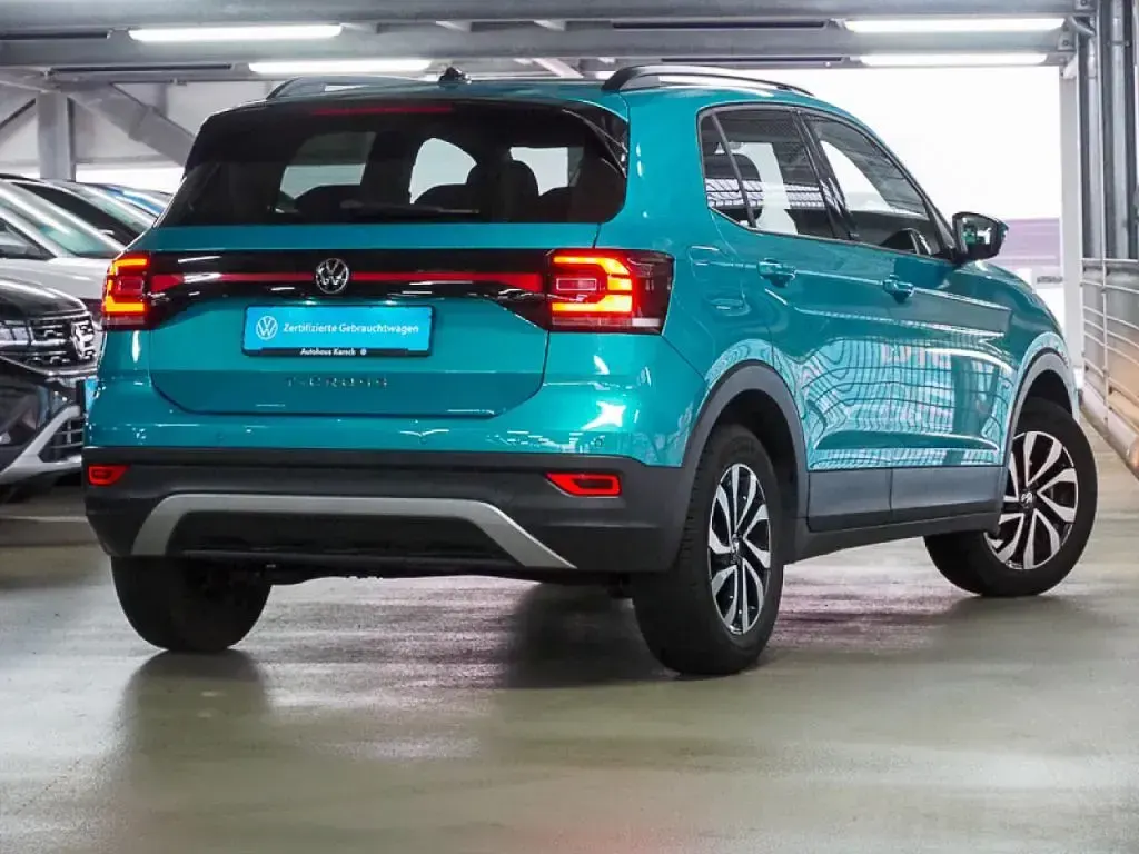 Gebraucht VW T-Cross Active 110 PS (80 kW) 2022 Makenatürkis (metallic) SUV