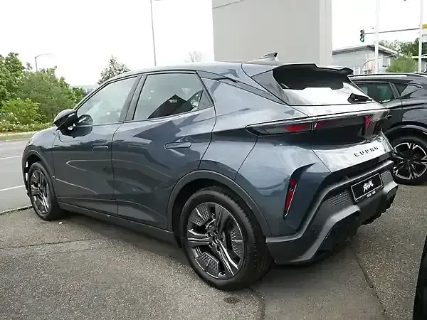 Neu Cupra Raval 155 kW (211 PS) 2026 Magnetic grau Limousine