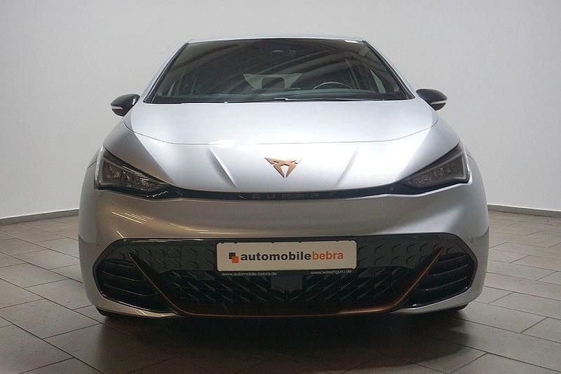 Usado Cupra Born e-Boost 169 kW (231 HP) 2023 Prateado Citadino